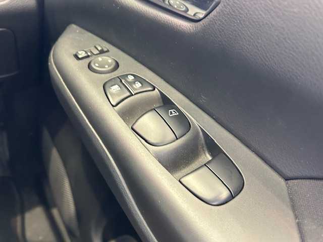 日産 セレナ ハイウェイスター V 埼玉県 2021(令3)年 0.9万km ブリリアントホワイトパール プロパイロット/純正10インチナビ/ CD/DVD/BT/フルセグ/全方位カメラ/フリップダウンモニター/両側電動スライドドア/レーダークルーズコントロール/LEDヘッドライト/純正16インチアルミホイール/デジタルインナーミラー/ETC/スマートキー/禁煙車