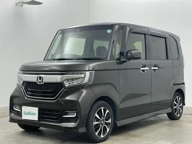 ホンダ Ｎ ＢＯＸ カスタム G L ホンダセンシング 岡山県 2020(令2)年 4.7万km プレミアムグラマラスブロンズP 純正SDナビ/（CD/DVD/BT/フルセグTV）/ステアリングスイッチ/バックカメラ/ビルトインETC/左側パワースライドドア/LEDヘッドライト/オートライト/前席シートヒーター/純正フロアマット/純正ドアバイザー/純正14インチアルミ/新車保証書