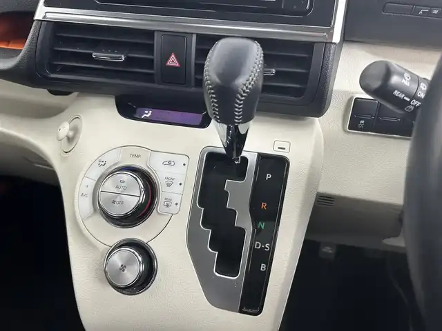 トヨタ シエンタ G 道央・札幌 2016(平28)年 3.9万km エアーイエロー ・４WD/・寒冷地仕様/・純正SDナビ/　CD/DVD/SD/BT/フルセグ/・バックカメラ/・ETC/・前後ドライブレコーダー/・トヨタセーフティセンス/・プリクラッシュセーフティ/・レーンキープアシスト/・レーダークルーズコントロール/・オートハイビーム/・両側パワースライドドア/・フロントワイパーデアイサー/・LEDヘッドライト/・オートライト/・プッシュスタート/・スマートキー/・純正フロアマット/・ドアバイザー