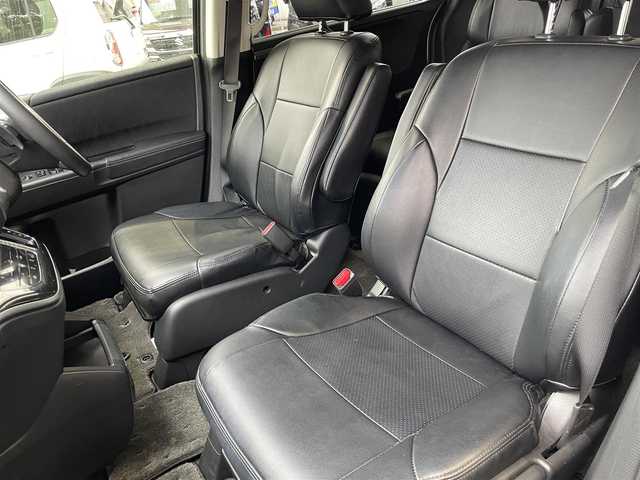 ホンダ オデッセイ アブソルート 福岡県 2014(平26)年 8万km ホワイトオーキッドパール (株)IDOMが運営する【じしゃロン八幡西店】の自社ローン専用車両になります。こちらは現金またはオートローンご利用時の価格です。自社ローンご希望の方は別途その旨お申付け下さい/Bluetooth/LEDヘッドライト/クルーズコントロール/シートカバー/純正アルミホイール/片側パワースライドドア/カーテンエアバック/USB差し込み口2口/バックカメラ/ワンセグテレビ/フロントフォグランプ