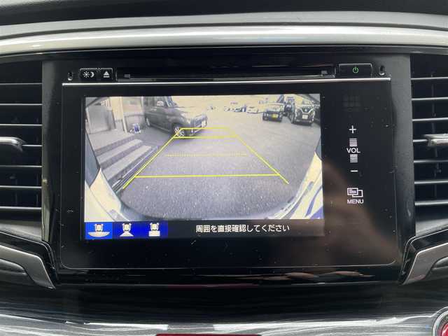 ホンダ オデッセイ アブソルート 福岡県 2014(平26)年 8万km ホワイトオーキッドパール (株)IDOMが運営する【じしゃロン八幡西店】の自社ローン専用車両になります。こちらは現金またはオートローンご利用時の価格です。自社ローンご希望の方は別途その旨お申付け下さい/Bluetooth/LEDヘッドライト/クルーズコントロール/シートカバー/純正アルミホイール/片側パワースライドドア/カーテンエアバック/USB差し込み口2口/バックカメラ/ワンセグテレビ/フロントフォグランプ