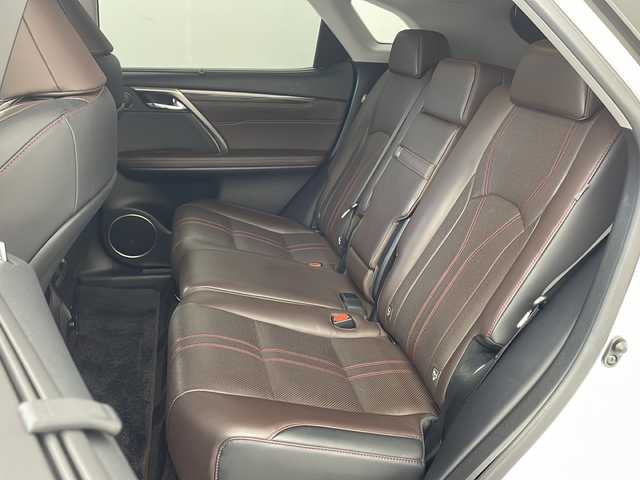 レクサス ＲＸ 450h バージョンL 兵庫県 2016(平28)年 7.7万km ソニッククォーツ ・純正12.3インチナビ&Bluetooth&CD/DVD&USB&TV/・パノラミックビューモニター/・ビルドインETC2.0/・レーダークルーズコントロール/・LEXUSsafety/・プリクラッシュセーフティ/・レーンディパーチャーアラート/・ブラインドスポットモニター/・リアクロストラフィックアラート/・クリアランスソナー/・純正ウッドコンビステアリング/・オートマチックハイビーム/・3眼LEDヘッドライト/・シーケンシャルターンランプ/・サンルーフ/・パワーバックドア/・前方ドライブレコーダー/・nanoe/・メモリーパワーシート（運転席・助手席）/・後席電動リクライニング/・セミアニリンレザーシート/・シートヒーター（運転席・助手席）/・エアシート（運転席・助手席）/・純正20インチアルミホイール/・W＋サイドエアバック/・カーテンエアバック/・スマートキー/・AACエアコン/・電動パーキングブレーキ/・オートブレーキホールド/・革巻きステアリング/・ステアリングスイッチ