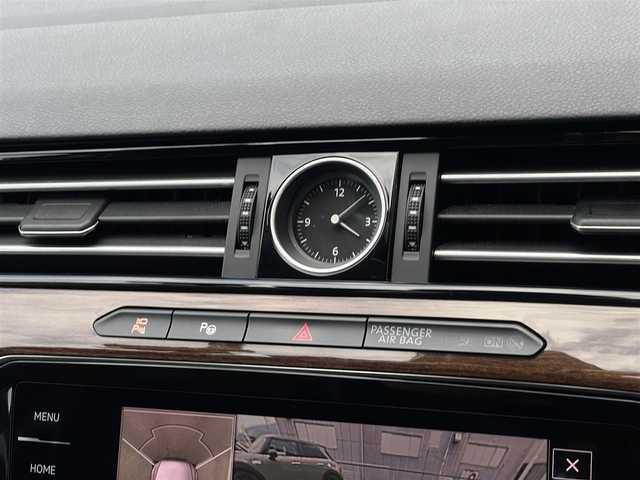 フォルクスワーゲン パサート ヴァリアント TDI ハイライン 山梨県 2018(平30)年 5.3万km 青 テクノロジーP/３６０カメラ/LEDヘッドライト/パイロットアシスト/純正ナビ/フルセグ/ACC/LKA/BSA/黒革/シートヒーター/オートホールド/ETC2。0/パワーバックドア