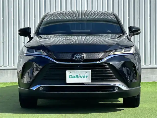 トヨタ ハリアー Z 香川県 2020(令2)年 3.3万km プレシャスブラックパール 12.3型ディスプレイオーディオ（コネクティッドナビ付）/【AM/FM/Bluetooth/フルセグ】/JBLスピーカー/ブラインドスポットモニター/ヘッドアップディスプレイ/アラウンドビューモニター/ディスプレイオーディオ/クリアランスソナー(前後)/トヨタセーフティセンス/→プリクラッシュセーフティ（衝突被害軽減ブレーキ）/→レーンディパーチャーアラート（車線逸脱警報）/→レーントレーシングアシスト（車線中央維持支援）/→レーダークルーズコントロール（全車速追従機能付き）/→オートマチックハイビーム/ETC2.0（ビルトイン）/デジタルインナーミラー/パーキングサポートブレーキ/ステアリングリモコン/LEDオートライト/フォグランプ/パワーシート（運転席/助手席）/電動格納ミラー（ウィンカー付）/純正19インチアルミホイール/純正フロアマット/スマートキー