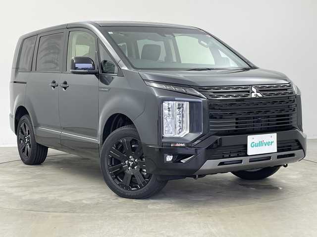 三菱 デリカＤ：５ シャモニー 新潟県 2025(令7)年 0.1千km グラファイトグレーメタリック/ブラックマイカ 4WD/全方位モニター/衝突被害軽減ブレーキ/レーダークルーズコントロール/レーンキープアシスト/ブラインドスポットモニター/パワーバックドア/ハーフレザーシート/前席シートヒーター/D席パワーシート/両側パワースライドドア/アイドリングストップ/LEDヘッドライト/横滑り防止装置/オートマチックハイビーム/オートライト/ステアリングヒーター/パドルシフト/レザーステアリング