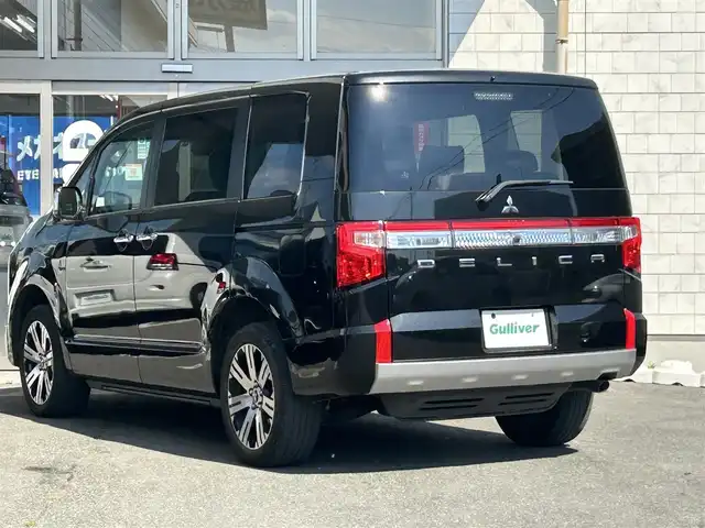 三菱 デリカＤ：５ P 岩手県 2022(令4)年 8.1万km ブラックダイヤモンド 社外SDナビ　/全方位モニター　/両側電動ドア　/フルセグＴＶ　/オートステップ /後席モニター/黒革シート /衝突軽減装置 /運転席パワーシート /前席シートヒーター /前後ドライブレコーダー /電動バックドア /ステアリングヒーター/革巻きステアリング/ナビステアリングスイッチ/パドルシフト/オートライト/オートハイビーム/エコモード/横滑り防止装置/スペアキー１個/保証書　取説　ナビ取説