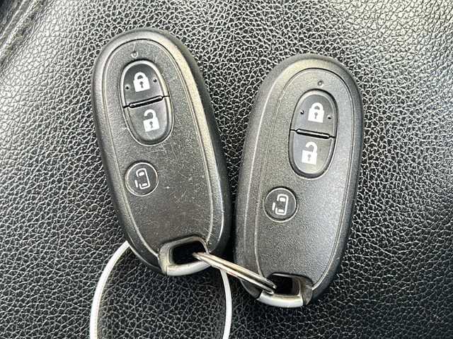 スズキ エブリィ ワゴン PZターボ ハイルーフ 鹿児島県 2020(令2)年 10.9万km パールホワイト 禁煙車/インタークーラーターボ/デュアルカメラブレーキサポート/車線逸脱警報/リアパーキングセンサー/純正7型ナビ（CN-RZ753W）/・フルセグ/CD/DVD/Bluetooth/SD/REC/片側パワースライドドア/ステアリングスイッチ/LEＤヘッドライト/オートライト/フォグランプ/電動格納ミラー/シートカバー/純正前ドライブレコーダー/ETC/純正フロアマット/純正ドアバイザー/純正アルミホール/Wエアバック