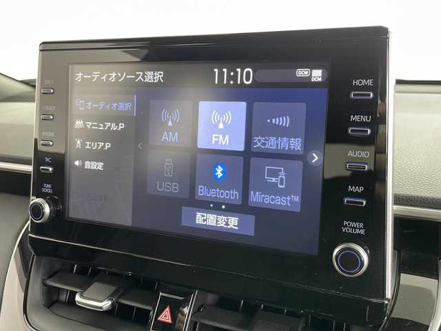 トヨタ カローラ クロス ハイブリッド Z 愛知県 2023(令5)年 2.2万km プラチナホワイトパールマイカ /禁煙車//E-Four//純正9インチディスプレイオーディオ//フルセグTV//ビルトインETC2.0//バックカメラ//社外前後ドライブレコーダー(TZ-DR210)//電動パノラマルーフ//トヨタセーフティセンス//プリクラッシュセーフティ//レーントレーシングアシスト//レーダークルーズ//アダプティブハイビーム//ロードサインアシスト//ブラインドスポットモニター//パーキングサポートブレーキ//先行車発進告知//Bi-Beam LEDヘッドライト//オートライト//シーケンシャルウィンカー//LEDフォグランプ//ルーフレール//ハンズフリーパワーバックドア//本革+ファブリックコンビシート//運転席パワーシート//前席シートヒーター//社外フロアマット//純正ドアバイザー//革巻きステアリング//ステアリングスイッチ//プッシュスタート//電動格納ミラーウィンカー//電子パーキングブレーキ//ブレーキホールド//スペアキー