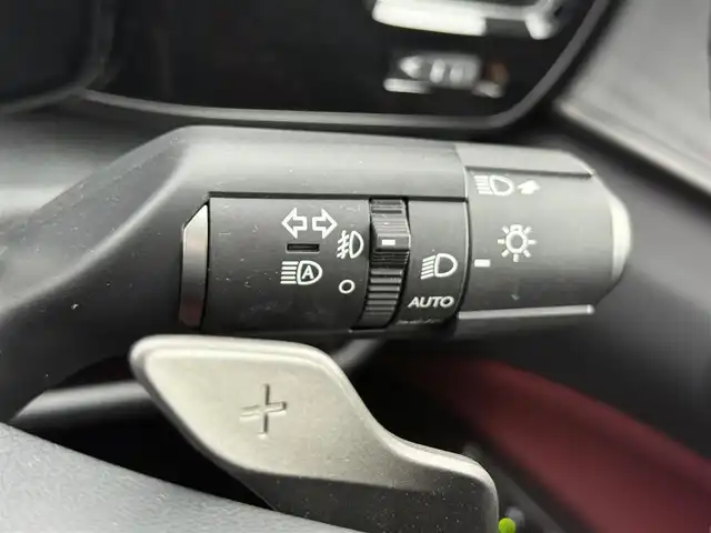 レクサス ＮＸ 450h+ バージョンL 愛知県 2022(令4)年 5.6万km ソニッククォーツ レクサスセーフティー＋/　・プリクラッシュ/　・レーダークルーズコントロール/　・ブラインドスポットモニター/　・レーンキープアシスト/サンルーフ/純正ナビ/・Bluetooth/・フルセグTV/・AppleCarPlay/・AndroidAuto/前後ドライブレコーダー/ETC2.0/デジタルインナーミラー/パノラミックビューモニター/ベンチレーション/全席シートヒーター/パワーシート/パドルシフト/純正２０インチAW