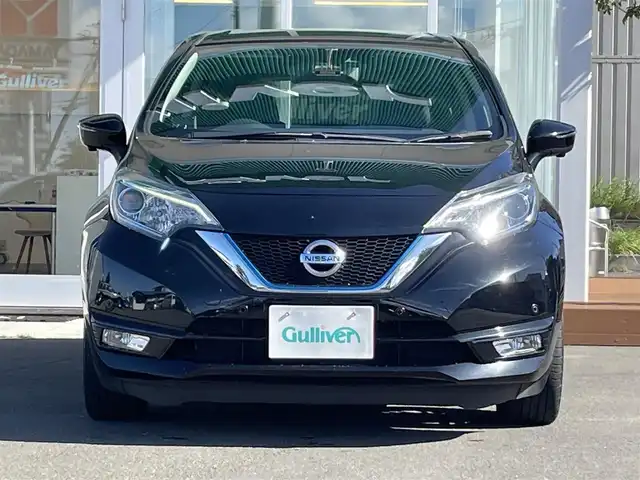 日産 ノート e－パワーX FOUR Vセレ 道央・札幌 2020(令2)年 7.7万km スーパーブラック ・パートタイム4WD/・純正ナビ（DVD&CD&BT&フルセグ）/・電動格納ミラー/・ウインカーミラー/・ドアバイザー/・プッシュスタート/・アラウンドビュー/・エマージェンシーブレーキ/・ETC2.0/・フォグランプ/・オートライト/・ハイビームアシスト/・レーンキープアシスト/・デジタルインナーミラー/・踏み間違い衝突防止アシスト