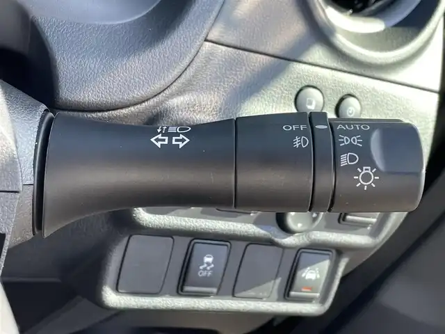 日産 ノート e－パワーX FOUR Vセレ 道央・札幌 2020(令2)年 7.7万km スーパーブラック ・パートタイム4WD/・純正ナビ（DVD&CD&BT&フルセグ）/・電動格納ミラー/・ウインカーミラー/・ドアバイザー/・プッシュスタート/・アラウンドビュー/・エマージェンシーブレーキ/・ETC2.0/・フォグランプ/・オートライト/・ハイビームアシスト/・レーンキープアシスト/・デジタルインナーミラー/・踏み間違い衝突防止アシスト