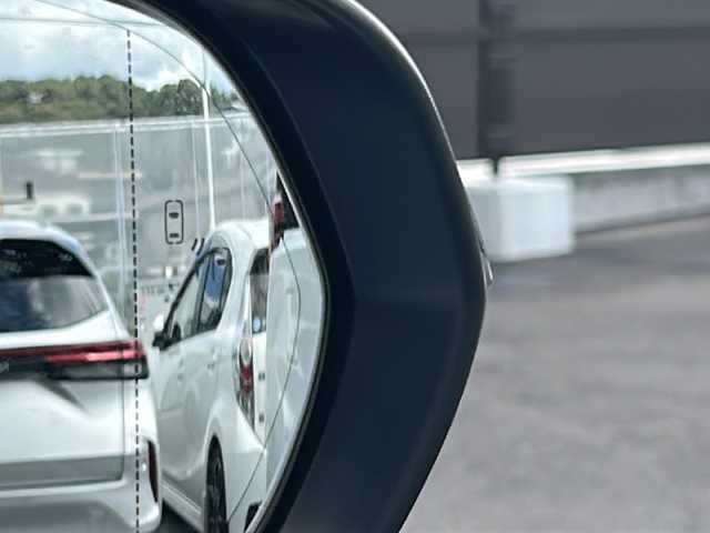 レクサス ＮＸ 300 Iパッケージ 広島県 2019(令1)年 7.2万km マーキュリーグレーマイカ 禁煙/純正ナビ/CD/DVD/Blu-ray/DTV/Bluetooth/バックカメラ/赤革シート/シートヒーター/パワーシート/メモリーシート/ステアリングスイッチ/ステアリングヒーター/パワーバックドア/三眼LEDオートライト/オートハイビーム/ビルトインETC2.0/純正18インチアルミホイール/クリアランスソナー/BSM/スマートキー/プッシュスタート