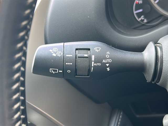 レクサス ＮＸ 300 Iパッケージ 広島県 2019(令1)年 7.2万km マーキュリーグレーマイカ 禁煙/純正ナビ/CD/DVD/Blu-ray/DTV/Bluetooth/バックカメラ/赤革シート/シートヒーター/パワーシート/メモリーシート/ステアリングスイッチ/ステアリングヒーター/パワーバックドア/三眼LEDオートライト/オートハイビーム/ビルトインETC2.0/純正18インチアルミホイール/クリアランスソナー/BSM/スマートキー/プッシュスタート
