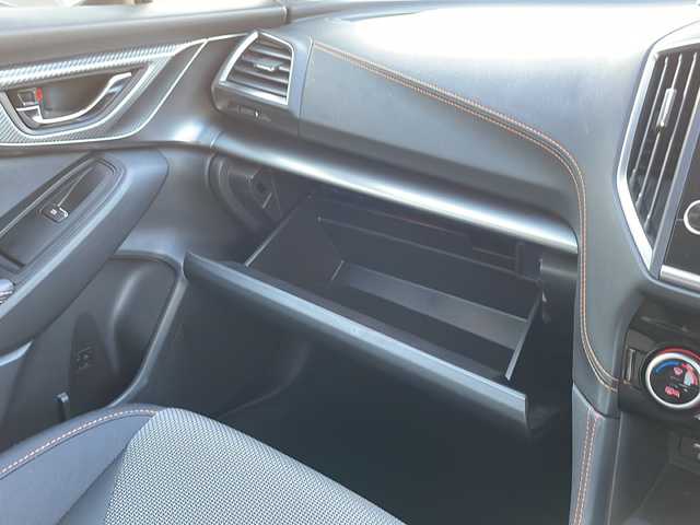 スバル ＸＶ ハイブリッド 2．0e－L アイサイト 新潟県 2021(令3)年 4.1万km クールグレーカーキ 純正ナビ/（DTV/DVD/Bluetooth）/アイサイト/クルーズコントロール/レーンキープアシスト/フロント、サイド、バックカメラ/コーナーセンサー/BSM/ステアリングスイッチ/パドルシフト/ドライブレコーダー/ETC/パワーシート/シートメモリー/フロアマット/ＬＥＤライト/フォグランプ/ウィンカーミラー/電格ミラー/スペアキー