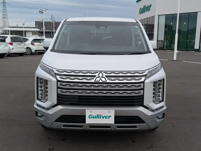 三菱 デリカＤ：５ G パワーパッケージ 福井県 2025(令7)年 2万km 白Ⅱ ４WD/ケンウッド8インチSDナビ/全方位カメラ/両側パワースライドドア/レーダークルーズコントロール/衝突被害軽減システム/レーンキープアシスト/横滑り防止装置/盗難防止装置/アイドリングストップ/ETC/運転席パワーシート/シートヒーター/ステアリングヒーター/本革巻きステアリング/ダブルエアバッグ/カーテンエアバッグ/パドルシフト/電動リアゲート/オートホールド/純正18インチAW/LEDヘッドライト/Fフォグ/スマートキー