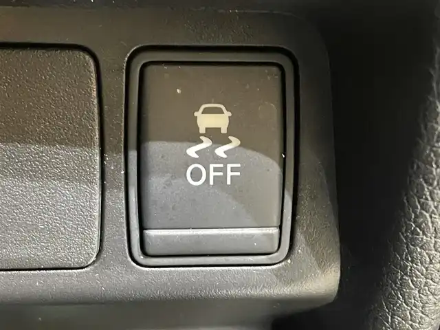 日産 エクストレイル 20X エクストリーマーX Eブレーキ 岩手県 2014(平26)年 10.6万km チタニウムカーキ ４WD/ルーフレール/エマージェンシーブレーキ/車線逸脱警報/アクティブエンジンブレーキ/コーナリングスタビリティアシスト/横滑り防止装置/アイドリングストップ/ヒルディセントコントロール/前後ソナー/防水シート/前席シートヒーター/純正SDナビ/バックカメラ/ETC/オートライト/LEDヘッドライト/フォグライト/純正17インチアルミホイール/純正フロアマット