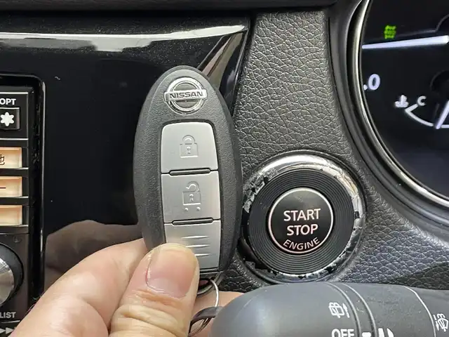 日産 エクストレイル 20X エクストリーマーX Eブレーキ 岩手県 2014(平26)年 10.6万km チタニウムカーキ ４WD/ルーフレール/エマージェンシーブレーキ/車線逸脱警報/アクティブエンジンブレーキ/コーナリングスタビリティアシスト/横滑り防止装置/アイドリングストップ/ヒルディセントコントロール/前後ソナー/防水シート/前席シートヒーター/純正SDナビ/バックカメラ/ETC/オートライト/LEDヘッドライト/フォグライト/純正17インチアルミホイール/純正フロアマット