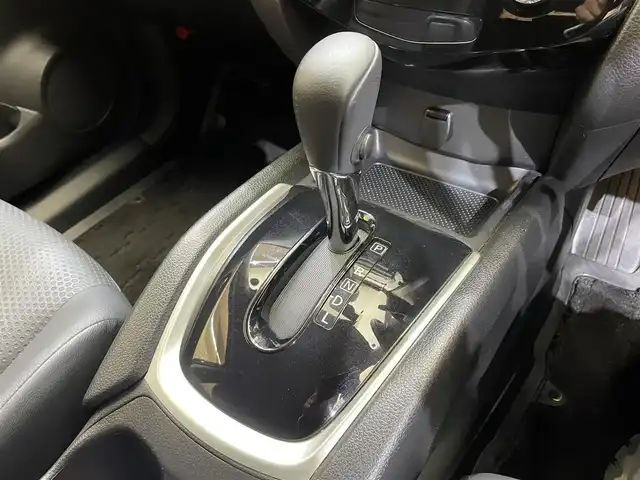 日産 エクストレイル 20X エクストリーマーX Eブレーキ 岩手県 2014(平26)年 10.6万km チタニウムカーキ ４WD/ルーフレール/エマージェンシーブレーキ/車線逸脱警報/アクティブエンジンブレーキ/コーナリングスタビリティアシスト/横滑り防止装置/アイドリングストップ/ヒルディセントコントロール/前後ソナー/防水シート/前席シートヒーター/純正SDナビ/バックカメラ/ETC/オートライト/LEDヘッドライト/フォグライト/純正17インチアルミホイール/純正フロアマット