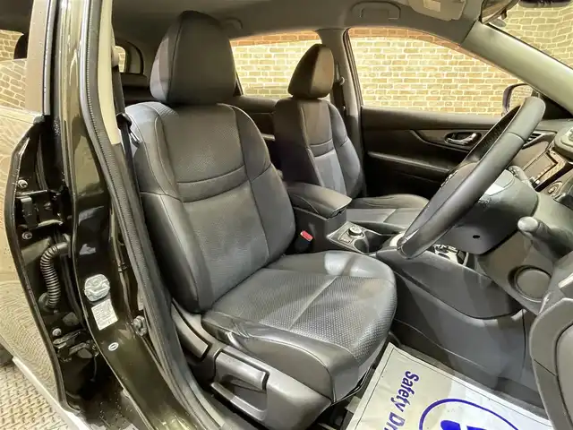 日産 エクストレイル 20X エクストリーマーX Eブレーキ 岩手県 2014(平26)年 10.6万km チタニウムカーキ ４WD/ルーフレール/エマージェンシーブレーキ/車線逸脱警報/アクティブエンジンブレーキ/コーナリングスタビリティアシスト/横滑り防止装置/アイドリングストップ/ヒルディセントコントロール/前後ソナー/防水シート/前席シートヒーター/純正SDナビ/バックカメラ/ETC/オートライト/LEDヘッドライト/フォグライト/純正17インチアルミホイール/純正フロアマット