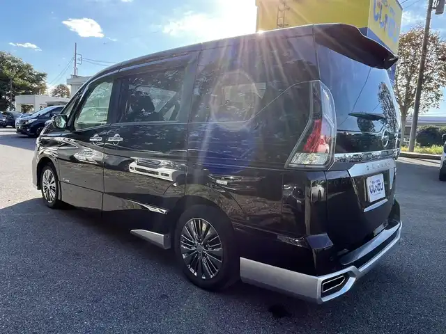 日産 セレナ ライダー プロパイロット E 栃木県 2017(平29)年 12.7万km ダイヤモンドブラック (株)IDOMが運営する【じしゃロン宇都宮店】の自社ローン専用車両になります。こちらは現金またはオートローンご利用時の価格です。自社ローンご希望の方は別途その旨お申付け下さい/社外ナビ/両側パワースライドドア/フリップダウンモニター/バックカメラ/プロパイロット/スマートキー/スペアキー/ＬＥＤヘッドライト/オートライト/フルセグ/Ｂｌｕｅｔｏｏｔｈ