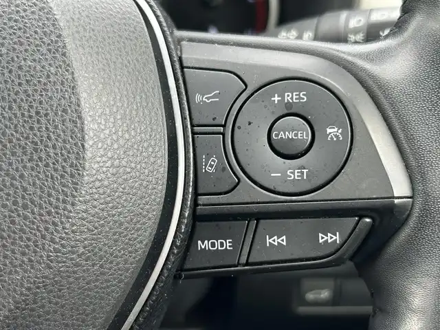 トヨタ ＲＡＶ４ G Zパッケージ 道南・函館 2019(令1)年 7.2万km ホワイトパールクリスタルシャイン /純正SDナビ//フルセグTV//バックカメラ//純正エンジンスターター//ドライブレコーダー前後//ETC//デジタルインナーミラー//サンルーフ//パワーバックドア//運転席メモリー付パワーシート//前席シートヒーター//ライトグレー合皮シート//プリクラッシュセーフティ//ブラインドスポットモニター//クリアランスソナー//レーダークルーズコントロール//レーンディパーチャーアラート//LEDヘッドライト//オートライト//スマートキー//エンジンプッシュスタート