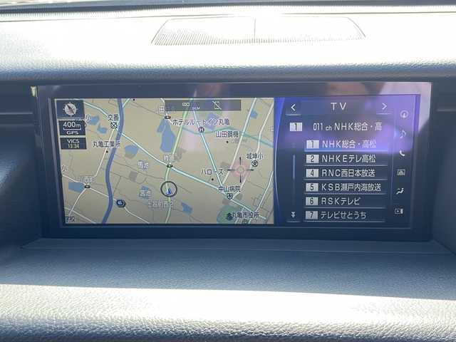 レクサス ＩＳ 300h バージョンL 香川県 2016(平28)年 6.7万km グラファイトブラックガラスフレーク プリクラッシュセーフティ/レーダークルーズコントロール/車線逸脱警報機能/オートマチックハイビーム/純正ナビゲーション/【AM/FM/フルセグ/BT/CD/DVD】/バックカメラ/ブラインドスポットモニター/ETC2.0 /パワーシート（運転席/助手席）/シートメモリー/シートヒーター/エアーシート/電動リアサンシェード/純正17インチアルミホイール/純正フロアマット/キセノンヘッドランプ/前後コーナーセンサー/横滑り防止装置 (VSC)。/スマートキー/プッシュスタート