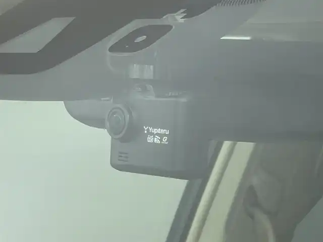 トヨタ ランドクルーザー プラド TX Lパッケージ 道央・札幌 2022(令4)年 1万km ブラック ・４WD/・寒冷地仕様/・サンルーフ/・モデリスタエアロ/・ケンウッド７V型SDナビ/　CD/DVD/SD/USB/BT/フルセグTV/　ステアリングスイッチ非連動/・バックカメラ/・ビルトインETC/・ドライブレコーダー（ADR300S）/・トヨタセーフティセンス/　PCS/PKSB/LDA/RSA/　クリアランスソナー/先行車発進告知/・アダプティブクルーズコントロール/・横滑り防止装置/・ABS/・オートマチックハイビーム/・オートライト/・LEDヘッドライト/・フォグランプ/・ドアミラーウィンカー/・オートリトラクタブルドアミラー/・レザーシート/・D+N席パワーシート/・D+N席シートヒーター＆ベンチレーション/・電動格納サードシート/・純正フロアマット/・純正１９インチAW/・プッシュスタート/・スマートキー/・保証書