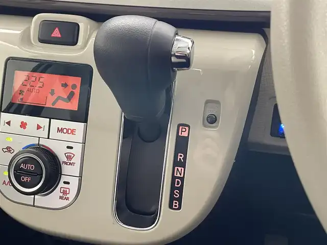 ダイハツ ムーヴ キャンバス G メイクアップ リミテッド　SAⅢ 愛知県 2022(令4)年 3万km パールホワイトⅢ/ナチュラルベージュマイカメタリック 2トーン 社外ナビ　全方位カメラ　両側パワスラ　禁煙車　ＴＶ　ＤＶＤ　シートヒーター　ＥＴＣ　スマアシIII　ＬＥＤオートライト　フォグランプ　Ｂｌｕｅｔｏｏｔｈ　オートハイビーム　衝突軽減　車線逸脱　アイドリングストップ　プッシュスタート　スマートキー