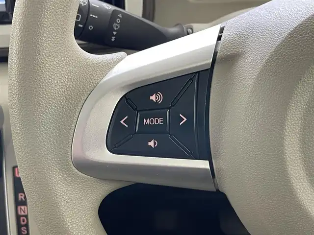 ダイハツ ムーヴ キャンバス G メイクアップ リミテッド　SAⅢ 愛知県 2022(令4)年 3万km パールホワイトⅢ/ナチュラルベージュマイカメタリック 2トーン 社外ナビ　全方位カメラ　両側パワスラ　禁煙車　ＴＶ　ＤＶＤ　シートヒーター　ＥＴＣ　スマアシIII　ＬＥＤオートライト　フォグランプ　Ｂｌｕｅｔｏｏｔｈ　オートハイビーム　衝突軽減　車線逸脱　アイドリングストップ　プッシュスタート　スマートキー