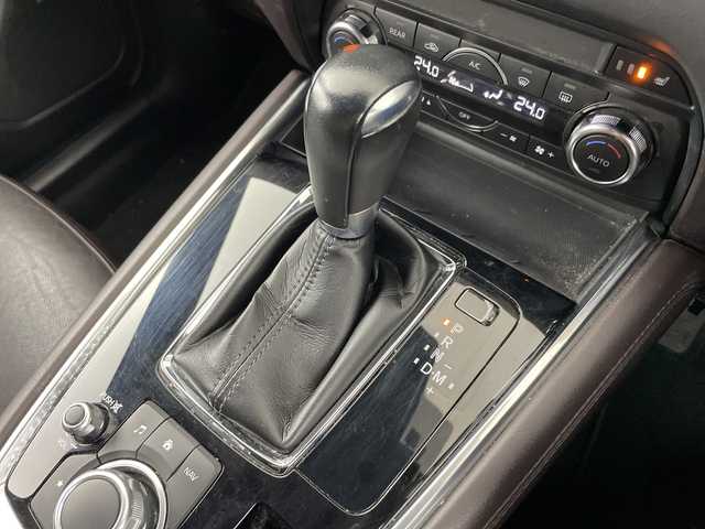 マツダ ＣＸ－８ XD Lパッケージ 愛知県 2018(平30)年 6.4万km ソウルレッドクリスタルM 禁煙車/ディーゼル/ターボ/純正7インチナビ/（CD/DVD/Bluetooth/フルセグTV/SD)/全方位カメラ/BOSEサウンド/i-ACTIVESENSE/・衝突軽減ブレーキ/・オートマチックハイビーム/・ブラインドスポットモニター/・リアクロストラフィックアラート/・レーダークルーズコントロール/・車線逸脱警報システム/ETC/レザーシート/シートヒーター/パワーシート/メモリシート/革巻きステアリング/ステアリングヒーター/パワーバックドア/アイドリングストップ/純正18インチアルミホイール/スマートキー/プッシュスタート/LEDヘッドライト/フロントフォグランプ/オートライト/純正フロアマット/横滑り防止装置/電子パーキングブレーキ/オートホールド