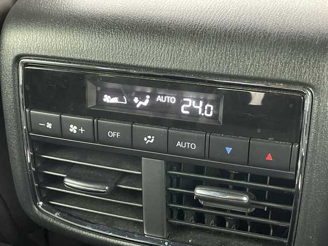 マツダ ＣＸ－８ XD Lパッケージ 愛知県 2018(平30)年 6.4万km ソウルレッドクリスタルM 禁煙車/ディーゼル/ターボ/純正7インチナビ/（CD/DVD/Bluetooth/フルセグTV/SD)/全方位カメラ/BOSEサウンド/i-ACTIVESENSE/・衝突軽減ブレーキ/・オートマチックハイビーム/・ブラインドスポットモニター/・リアクロストラフィックアラート/・レーダークルーズコントロール/・車線逸脱警報システム/ETC/レザーシート/シートヒーター/パワーシート/メモリシート/革巻きステアリング/ステアリングヒーター/パワーバックドア/アイドリングストップ/純正18インチアルミホイール/スマートキー/プッシュスタート/LEDヘッドライト/フロントフォグランプ/オートライト/純正フロアマット/横滑り防止装置/電子パーキングブレーキ/オートホールド