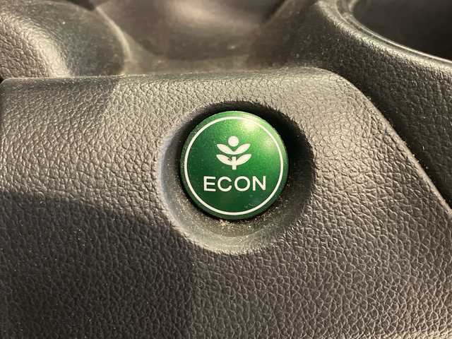 ホンダ Ｎ ＢＯＸ G Lパッケージ 福井県 2014(平26)年 7.1万km プレミアムホワイトパール パイオニア7インチHDDナビ/フルセグTV/ETC/ドライブレコーダー/両側パワースライドドア/純正14インチアルミホイール/ABS/横滑り防止装置/プッシュスタート/スマートキー/ベンチシート/社外フロアマット