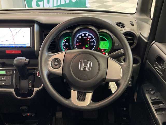 ホンダ Ｎ ＢＯＸ G Lパッケージ 福井県 2014(平26)年 7.1万km プレミアムホワイトパール パイオニア7インチHDDナビ/フルセグTV/ETC/ドライブレコーダー/両側パワースライドドア/純正14インチアルミホイール/ABS/横滑り防止装置/プッシュスタート/スマートキー/ベンチシート/社外フロアマット