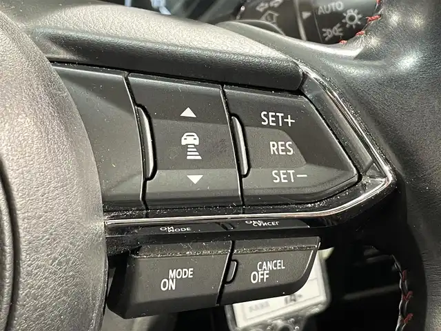 マツダ ＣＸ－５ XD ブラックトーンエディション 愛知県 2020(令2)年 3.2万km ソウルレッドクリスタルM 純正１０．２５インチナビ　/（AM/FM/USB/フルセグTV/スマホ連携)/３６０°ビューモニター　/ｉ－ＡＣＴＩＶＳＥＮＳＥ　/　　-アダプティブLEDヘッドライト/　　-車線逸脱警報システム/　　-車間認知支援/　　-レーダークルーズコントロール/　　-ブラインドスポットモニター（ＢＳＭ)/シートヒーター　/電動バックドア　/ステアリングヒーター　/ヘッドアップディスプレイ　/D席メモリ機能付パワーシート　/クリアランスソナー/アイドリングストップ/ISOFIX/（初年度登録2020年11月）