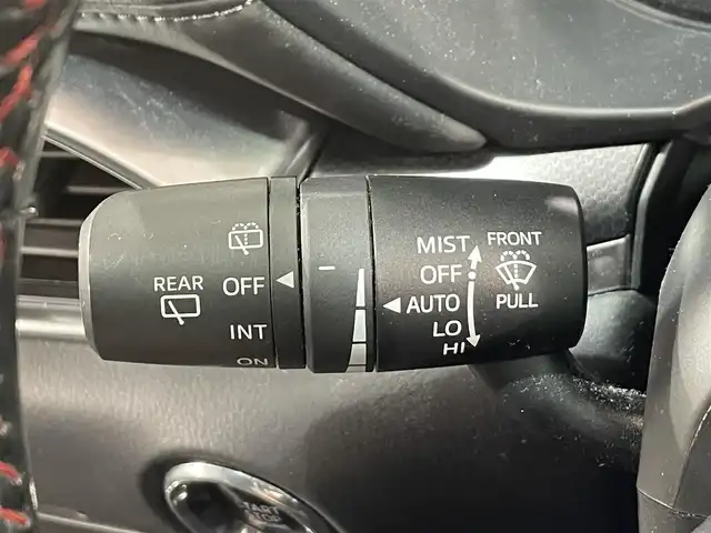 マツダ ＣＸ－５ XD ブラックトーンエディション 愛知県 2020(令2)年 3.2万km ソウルレッドクリスタルM 純正１０．２５インチナビ　/（AM/FM/USB/フルセグTV/スマホ連携)/３６０°ビューモニター　/ｉ－ＡＣＴＩＶＳＥＮＳＥ　/　　-アダプティブLEDヘッドライト/　　-車線逸脱警報システム/　　-車間認知支援/　　-レーダークルーズコントロール/　　-ブラインドスポットモニター（ＢＳＭ)/シートヒーター　/電動バックドア　/ステアリングヒーター　/ヘッドアップディスプレイ　/D席メモリ機能付パワーシート　/クリアランスソナー/アイドリングストップ/ISOFIX/（初年度登録2020年11月）