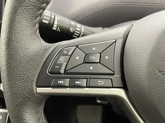 日産 セレナ ハイウェイスター V 大分県 2021(令3)年 1.2万km ダイヤモンドブラック 純正10インチナビ/ーフルセグTV/ーBluetooth/ーDISC/アラウンドビューモニター/インテリジェントルームミラー/純正フリップダウンモニター(リモコン付)/エマージェンシーブレーキ/プロパイロット/両側パワースライドドア/駐車支援/ふらつき警報/車線逸脱警報/車線逸脱防止支援/後側方車両検知警報/後側方衝突防止支援/速度標識表示/道路標識表示/純正16インチアルミホイール/純正フロアマット/ロールサンシェード/LEDヘッドライト/オートライト/レーダークルーズコントロール/プッシュスタート/スマートキー/保証書/取扱説明書