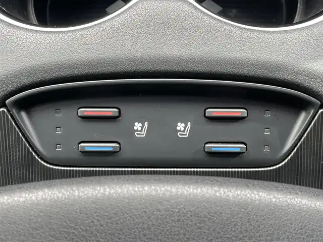 トヨタ ハリアー Z レザーパッケージ 福岡県 2021(令3)年 6.9万km プレシャスブラックパール ＪＢＬサウンド　純正１２．３インチＤＡナビ　全周囲カメラ　トヨタセーフティセンス　デジタルミラー　黒革シート　シートヒーター＆ベンチレーション　ステアリングヒーター　パワーバックドア　ＢＳＭ　ＥＴＣ