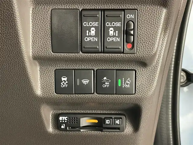 ホンダ フリード ハイブリット G ホンダセンシング 愛知県 2021(令3)年 3.6万km シーグラスブルーパール 純正９型ナビ　バックカメラ　両側パワスラ　禁煙　フルセグ　DVD　追従クルコン　ホンダセンシング　ETC　ドラレコ　シートヒーター　衝突軽減　車線逸脱　LEDオートライト　USB接続　コーナーセンサー　純正フロアマット　プッシュスタート　スマートキー