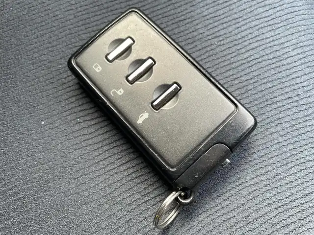 スバル インプレッサ ＷＲＸ STI A－Line 岐阜県 2014(平26)年 4.5万km サテンホワイトパール ４WD/社外ナビ【AVIC-RZ710】/(AM/FM/CD/DVD/Bluetooth)/ハーフレザーシート/パワーシート/クルーズコントロール/スマートキー/バックカメラ/ドライブレコーダー/純正アルミホイール/ETC/横滑り防止装置/スペアキー