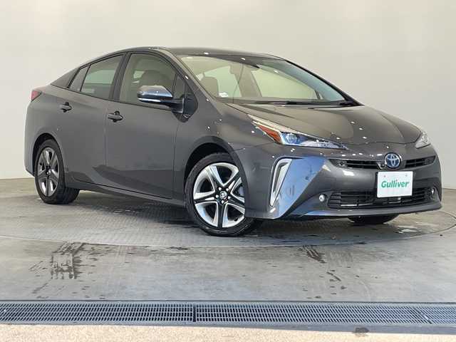 トヨタ プリウス Sツーリングセレクション 栃木県 2021(令3)年 0.6万km グレーメタリック 純正ナビ/(Bluetooth・USB)/全方位カメラ/バックカメラ/トヨタセーフティセンス/ ・プリクラッシュセーフティ/ ・レーンキープアシスト/ ・レーダークルーズコントロール/ ・オートハイビーム/前後コーナーセンサー/パーキングサポートブレーキ/ETC2.0/合皮シート/前席シートヒーター/ステアリングスイッチ/LEDヘッドライト/オートライト/フォグランプ/スマートキー/スペアキー1本