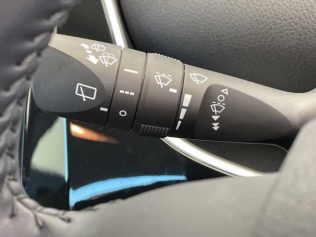 トヨタ プリウス Sツーリングセレクション 栃木県 2021(令3)年 0.6万km グレーメタリック 純正ナビ/(Bluetooth・USB)/全方位カメラ/バックカメラ/トヨタセーフティセンス/ ・プリクラッシュセーフティ/ ・レーンキープアシスト/ ・レーダークルーズコントロール/ ・オートハイビーム/前後コーナーセンサー/パーキングサポートブレーキ/ETC2.0/合皮シート/前席シートヒーター/ステアリングスイッチ/LEDヘッドライト/オートライト/フォグランプ/スマートキー/スペアキー1本