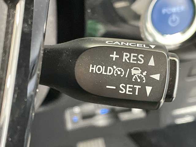 トヨタ プリウス Sツーリングセレクション 栃木県 2021(令3)年 0.6万km グレーメタリック 純正ナビ/(Bluetooth・USB)/全方位カメラ/バックカメラ/トヨタセーフティセンス/ ・プリクラッシュセーフティ/ ・レーンキープアシスト/ ・レーダークルーズコントロール/ ・オートハイビーム/前後コーナーセンサー/パーキングサポートブレーキ/ETC2.0/合皮シート/前席シートヒーター/ステアリングスイッチ/LEDヘッドライト/オートライト/フォグランプ/スマートキー/スペアキー1本