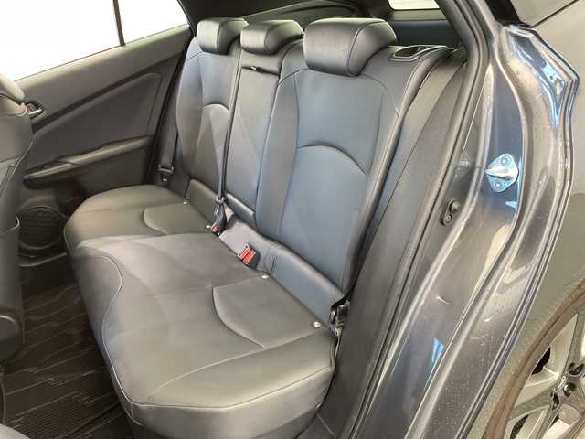 トヨタ プリウス Sツーリングセレクション 栃木県 2021(令3)年 0.6万km グレーメタリック 純正ナビ/(Bluetooth・USB)/全方位カメラ/バックカメラ/トヨタセーフティセンス/ ・プリクラッシュセーフティ/ ・レーンキープアシスト/ ・レーダークルーズコントロール/ ・オートハイビーム/前後コーナーセンサー/パーキングサポートブレーキ/ETC2.0/合皮シート/前席シートヒーター/ステアリングスイッチ/LEDヘッドライト/オートライト/フォグランプ/スマートキー/スペアキー1本