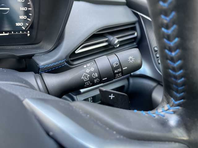 スバル レヴォーグ 1．8GT－H EX 広島県 2021(令3)年 5.4万km クリスタルホワイトP 禁煙車/アイサイトセーフティプラス/純正11インチディスプレイナビ/【Bluetooth/USB/AUX/フルセグTV/AppleCarplay】/全席シートヒーター/運転席・助手席パワーシート/メモリーシート/電動リアゲート/デジタルインナーミラー/ETC/ドライブレコーダー/アイサイト/・プリクラッシュブレーキアシスト/・レーンキープアシスト/・全車速追従機能付きクルーズコントロール/フロント・バック・サイドカメラ/電動パーキングブレーキ/コーナーセンサー/ステアリングスイッチ/革巻きステアリング/パドルシフト/オートライト/オートマチックハイビーム/LEDヘッドライト/フォグランプ/純正18インチアルミホイール/純正フロアマット/電動格納ウインカーミラー/スペアキー1本/プッシュスタート/スマートキー