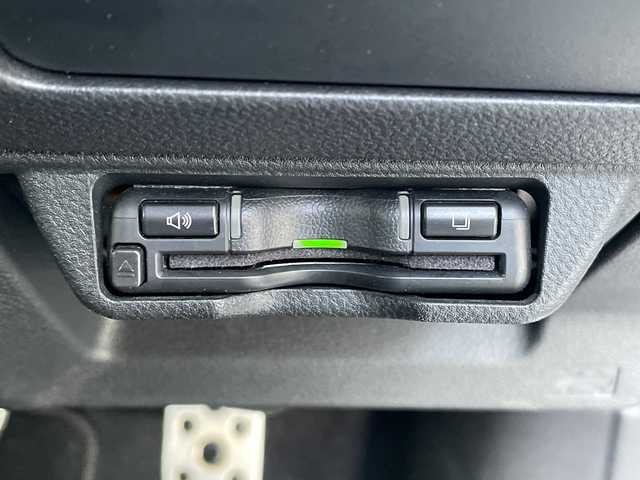 スバル レヴォーグ 1．8GT－H EX 広島県 2021(令3)年 5.4万km クリスタルホワイトP 禁煙車/アイサイトセーフティプラス/純正11インチディスプレイナビ/【Bluetooth/USB/AUX/フルセグTV/AppleCarplay】/全席シートヒーター/運転席・助手席パワーシート/メモリーシート/電動リアゲート/デジタルインナーミラー/ETC/ドライブレコーダー/アイサイト/・プリクラッシュブレーキアシスト/・レーンキープアシスト/・全車速追従機能付きクルーズコントロール/フロント・バック・サイドカメラ/電動パーキングブレーキ/コーナーセンサー/ステアリングスイッチ/革巻きステアリング/パドルシフト/オートライト/オートマチックハイビーム/LEDヘッドライト/フォグランプ/純正18インチアルミホイール/純正フロアマット/電動格納ウインカーミラー/スペアキー1本/プッシュスタート/スマートキー