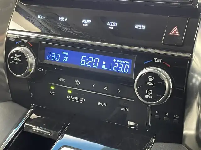トヨタ ヴェルファイア Z Gエディション 埼玉県 2018(平30)年 5.1万km ホワイトパールクリスタルシャイン フリップダウンモニター/三眼LEDヘッドライト/サンルーフ/両側パワースライドドア/パワーバックドア/本革シート/バックカメラ/コーナーセンサー/純正アルミホイール/ETC2.0/ステアリングヒーター/レーンキープアシスト/ドライブレコーダー/ステアリングスイッチ/スマートキー/プッシュスタート