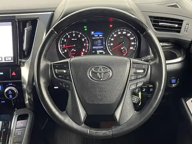 トヨタ ヴェルファイア Z Gエディション 埼玉県 2018(平30)年 5.1万km ホワイトパールクリスタルシャイン フリップダウンモニター/三眼LEDヘッドライト/サンルーフ/両側パワースライドドア/パワーバックドア/本革シート/バックカメラ/コーナーセンサー/純正アルミホイール/ETC2.0/ステアリングヒーター/レーンキープアシスト/ドライブレコーダー/ステアリングスイッチ/スマートキー/プッシュスタート