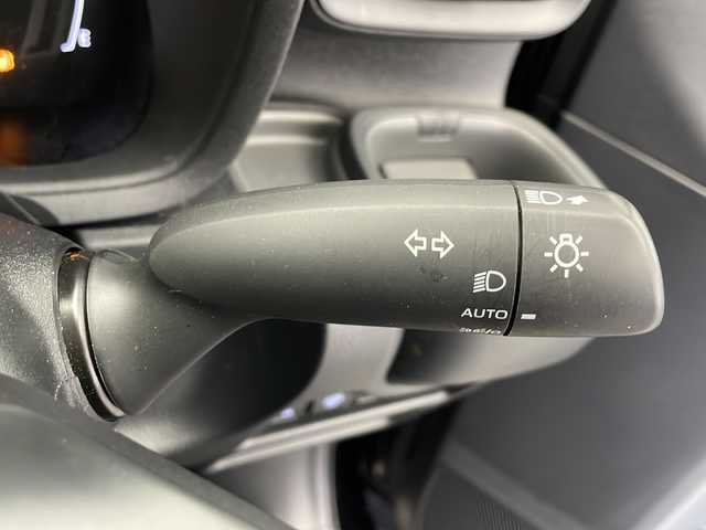 トヨタ シエンタ ハイブリッド Z 栃木県 2023(令5)年 3.6万km ブラック 4WD/純正メモリナビ&フルセグTV&USB&BT/トヨタセーフティセンス/アダプティブクルーズコントロール/レーンディパーチャーアラート/ブラインドスポットモニター/プリクラッシュセーフティ/プロアクティブドライビングアシスト/リアクロストラフィックアラート/パーキングサポートブレーキ/オートマチックハイビーム/ロードサインアシスト/両側パワースライドドア/前席シートヒーター/ステアリングスイッチ/ステアリングヒーター/ウォークスルー/2列目サンシェード/全方位カメラ/ビルトインETC2.0/LEDヘッドライト/オートライト/電動格納ミラー/ウィンカーミラー/ドアミラーヒーター/純正15インチAW装着/純正フロアマット/純正ドアバイザー/プッシュスタート/スマートキー/スペアキー1本