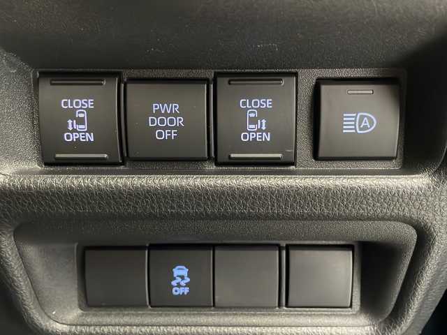 トヨタ シエンタ ハイブリッド Z 栃木県 2023(令5)年 3.6万km ブラック 4WD/純正メモリナビ&フルセグTV&USB&BT/トヨタセーフティセンス/アダプティブクルーズコントロール/レーンディパーチャーアラート/ブラインドスポットモニター/プリクラッシュセーフティ/プロアクティブドライビングアシスト/リアクロストラフィックアラート/パーキングサポートブレーキ/オートマチックハイビーム/ロードサインアシスト/両側パワースライドドア/前席シートヒーター/ステアリングスイッチ/ステアリングヒーター/ウォークスルー/2列目サンシェード/全方位カメラ/ビルトインETC2.0/LEDヘッドライト/オートライト/電動格納ミラー/ウィンカーミラー/ドアミラーヒーター/純正15インチAW装着/純正フロアマット/純正ドアバイザー/プッシュスタート/スマートキー/スペアキー1本