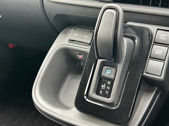 トヨタ シエンタ ハイブリッド Z 栃木県 2023(令5)年 3.6万km ブラック モデリスタエアロ/アクセサリーコンセント（OP）/ディスプレイオーディオプラス（OP）/4WD/コンフォートパッケージ（OP）/純正メモリナビ&フルセグTV&USB&BT/純正15インチAW（OP）/トヨタセーフティセンス/アダプティブクルーズコントロール/レーンディパーチャーアラート/ブラインドスポットモニター/プリクラッシュセーフティ/プロアクティブドライビングアシスト/リアクロストラフィックアラート/パーキングサポートブレーキ/オートマチックハイビーム/ロードサインアシスト/両側パワースライドドア/前席シートヒーター/ステアリングスイッチ/ステアリングヒーター/ウォークスルー/2列目サンシェード/全方位カメラ/ビルトインETC2.0/LEDヘッドライト/オートライト/電動格納ミラー/ウィンカーミラー/ドアミラーヒーター/純正フロアマット/純正ドアバイザー/プッシュスタート/スマートキー/スペアキー1本